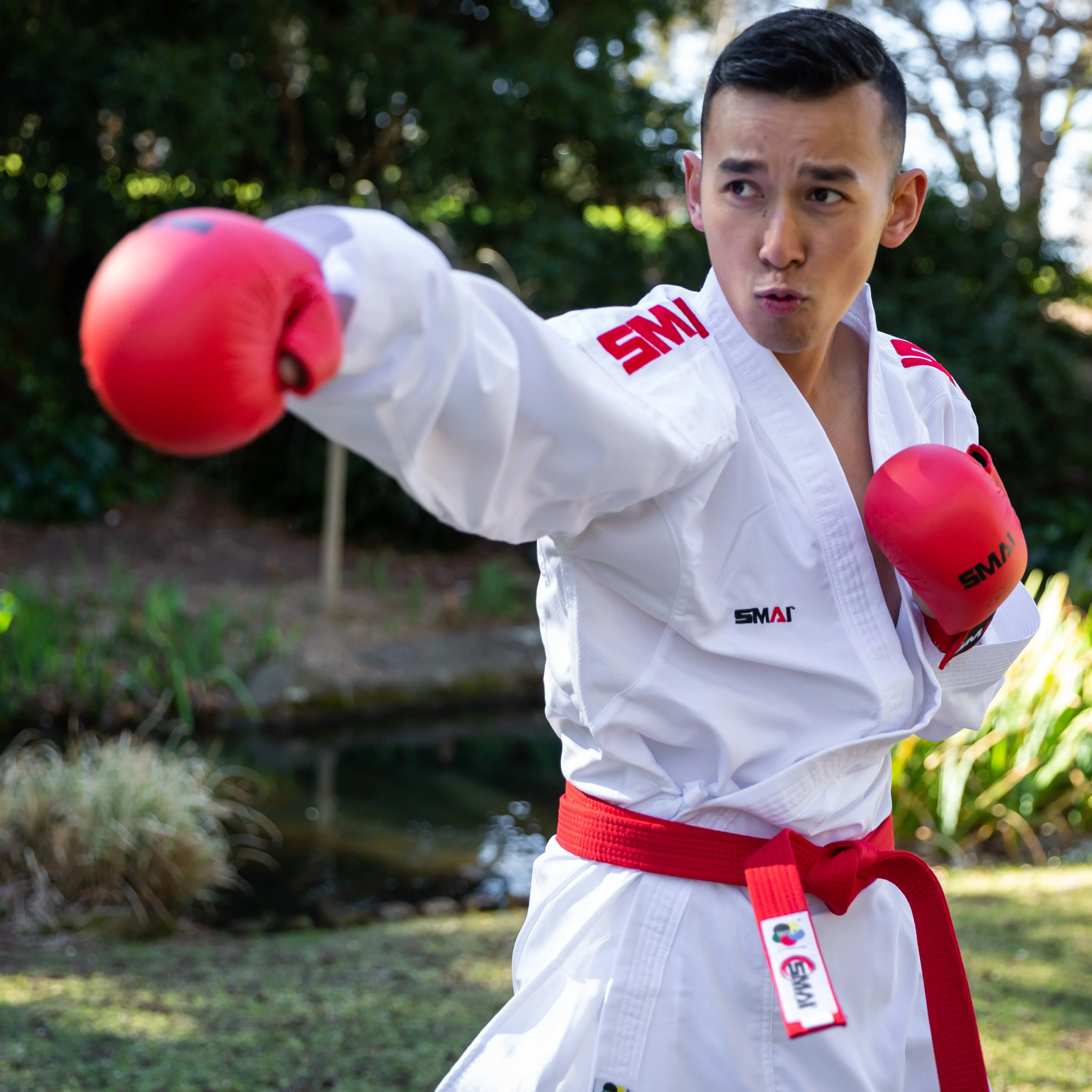 WKF Gloves with Thumb - Red Smai